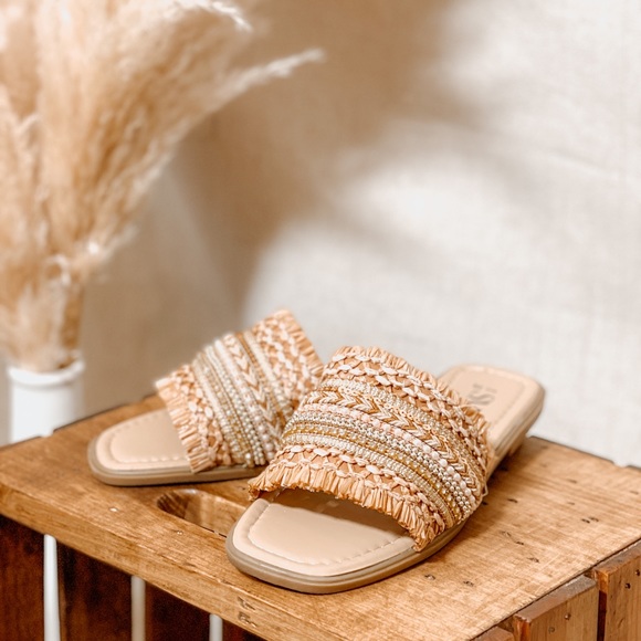 Boho Handmade Summer Sandals - Picture 2 of 4